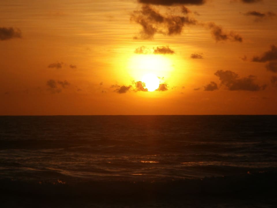 Sonnenuntergang Mermaid Hotel & Club