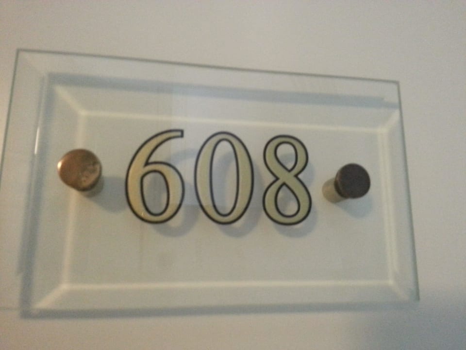 Zimmer 608 - Beschriftung Hotel Bristol, A Luxury Collection Hotel