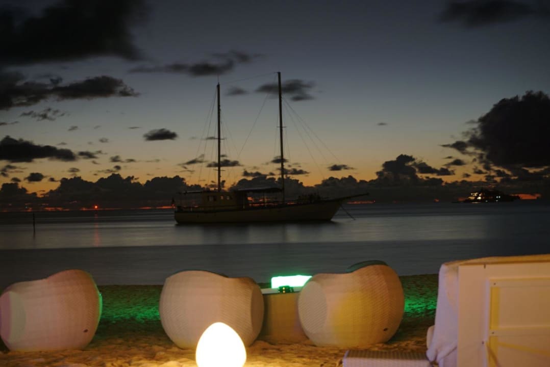 Meeru Ausblick Dhoni Bar Meeru Maldives Resort Island