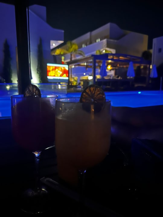 Pool Sentido More Meni Residence & Suites