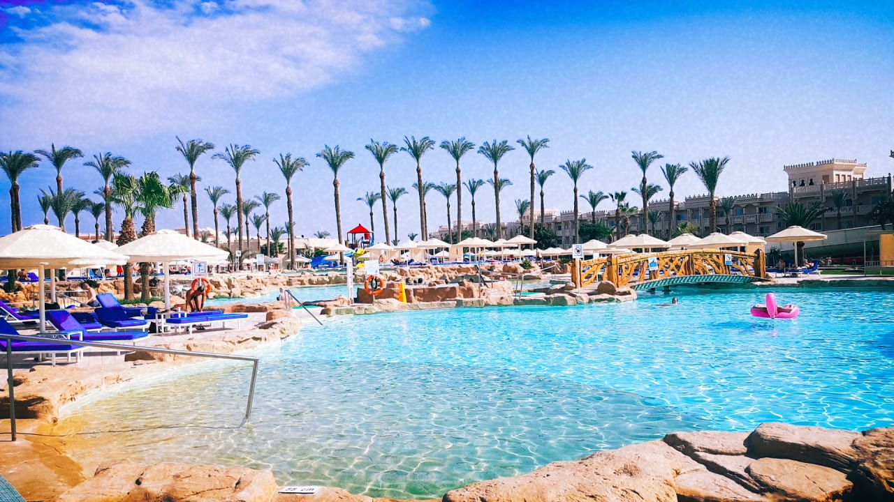 Pool Beach Albatros Resort