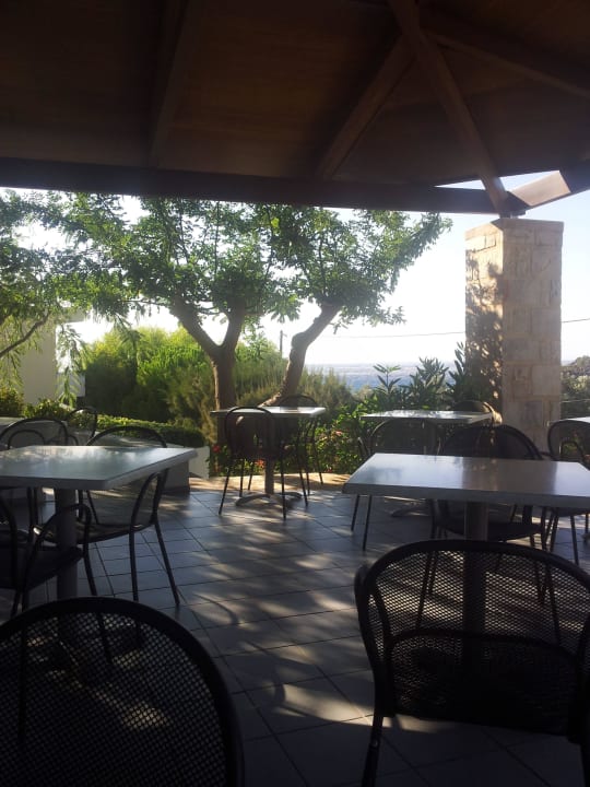 Frühstücksterrasse Hotel Polyrizos