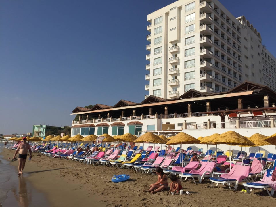 Strand Salamis Bay Conti Resort Hotel & Casino