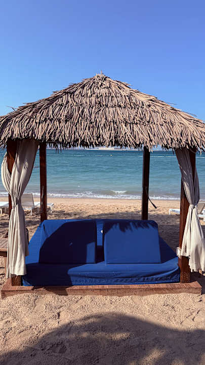 Strand Sharq Village & Spa, a Ritz-Carlton Hotel