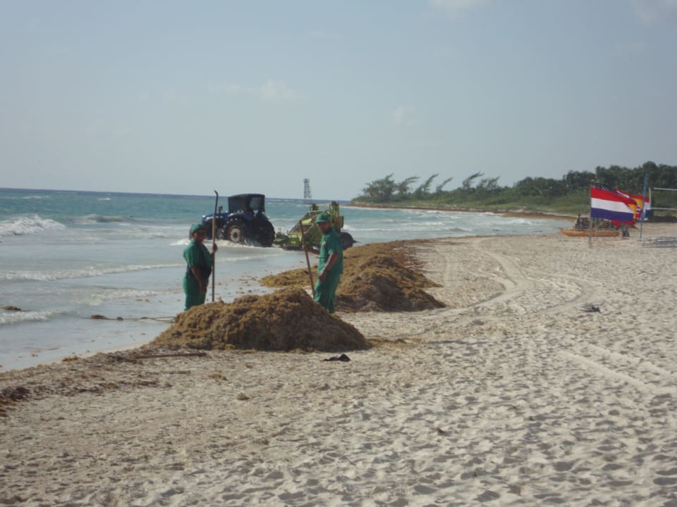 Die Nachbarn schon fast fertig Catalonia Playa Maroma