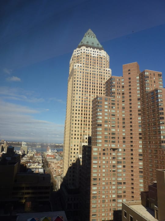 Unser Blick vom Zimmer Richtung Hudson Crowne Plaza Times Square Manhattan