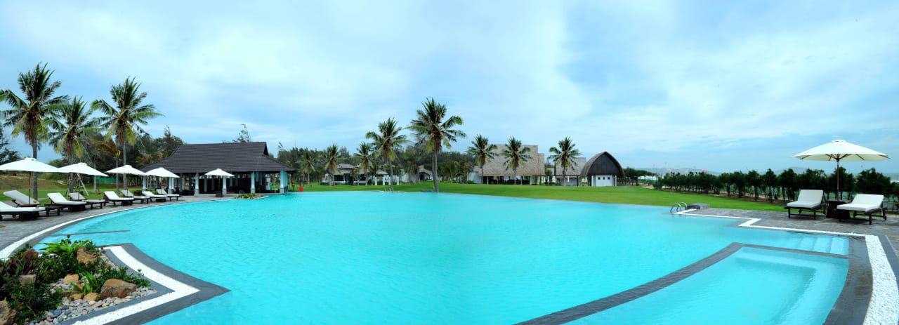  Pool view Hotel Muine Bay Resort