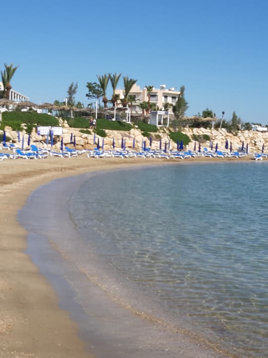 Strand Crystal Springs Beach Hotel