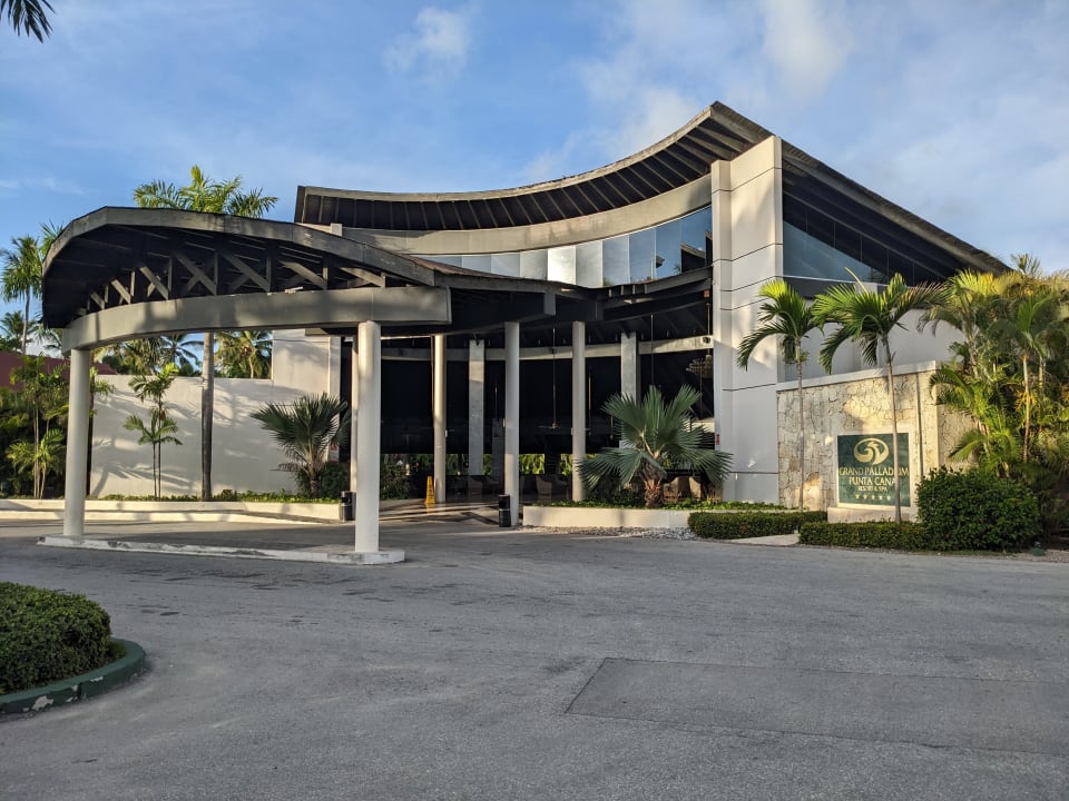 Lobby Hotel Grand Palladium Palace Resort, Spa & Casino