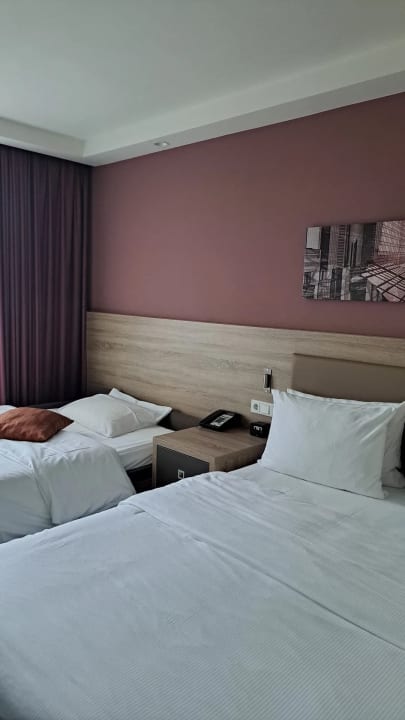 Zimmer Hampton By Hilton Frankfurt Airport