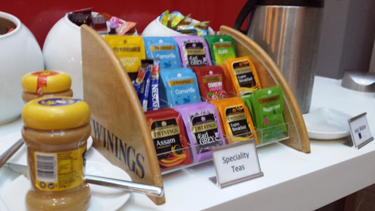 Teesorten beim Frühstück Hotel Novotel London Waterloo