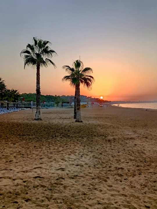 Strand Hotel Süral Resort