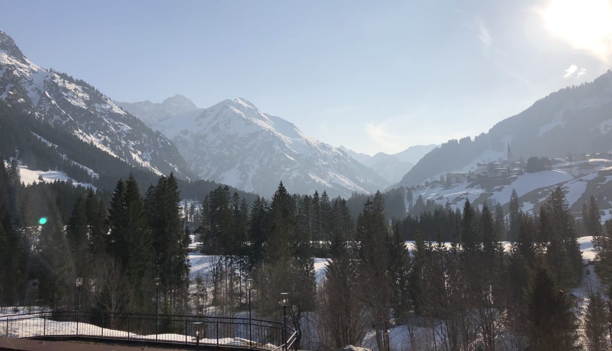Ausblick IFA Alpenhof Wildental Kleinwalsertal