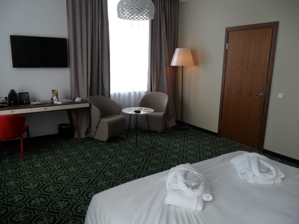 Wnętrze pokoju Mercure Hotel Riga Centre