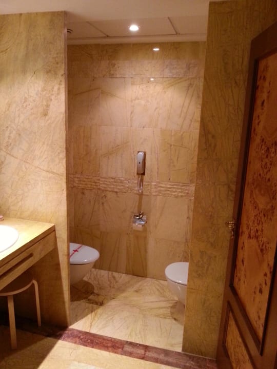 Wc und bd getrennt vom rest des badezimmers    top Hotel Serrano Palace