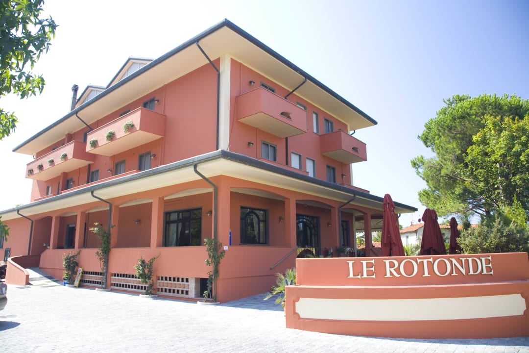 Außenansicht Hotel Le Rotonde
