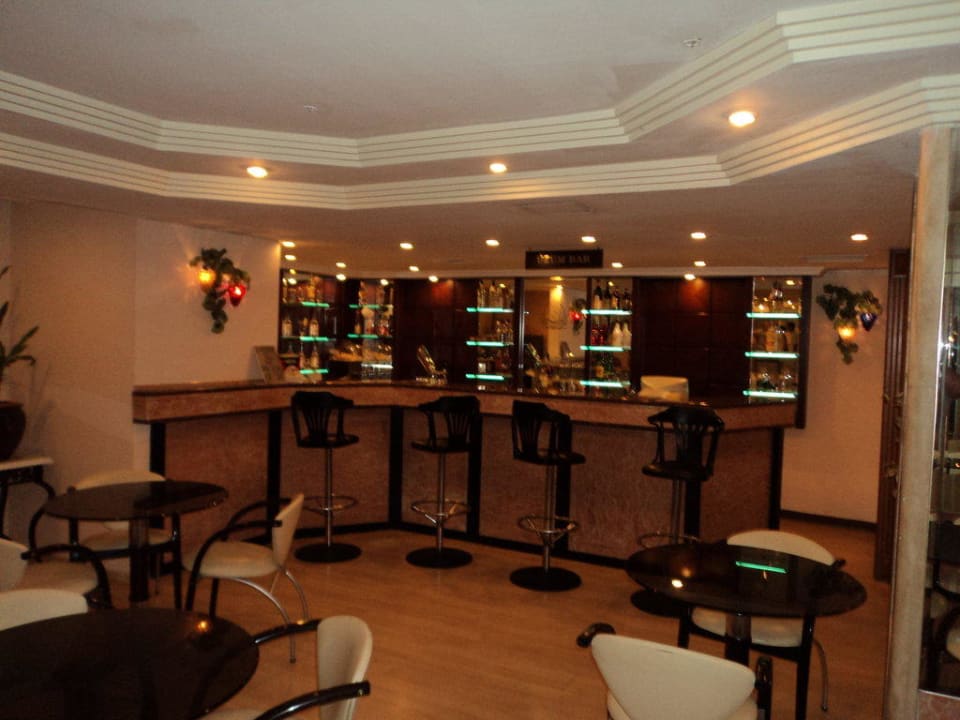Lobby Bar Senza Sunset Beach Hotel