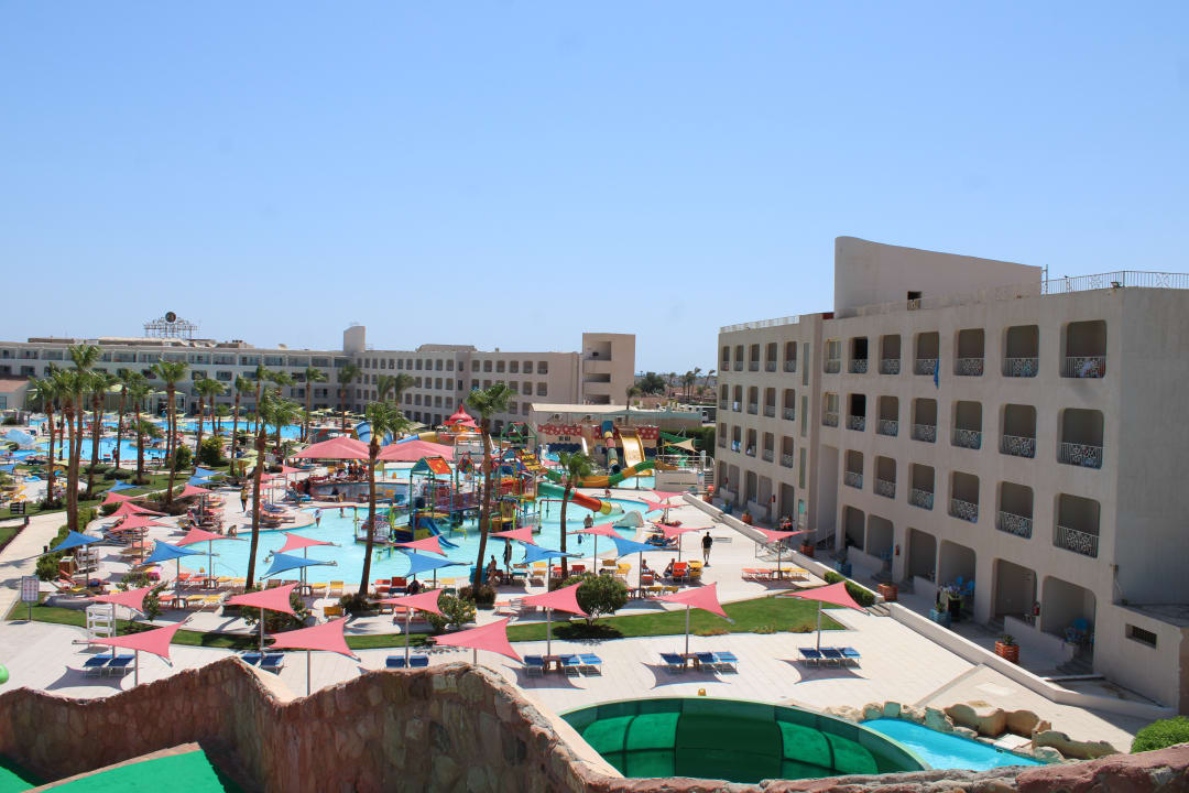 Außenansicht Titanic Resort & Aqua Park