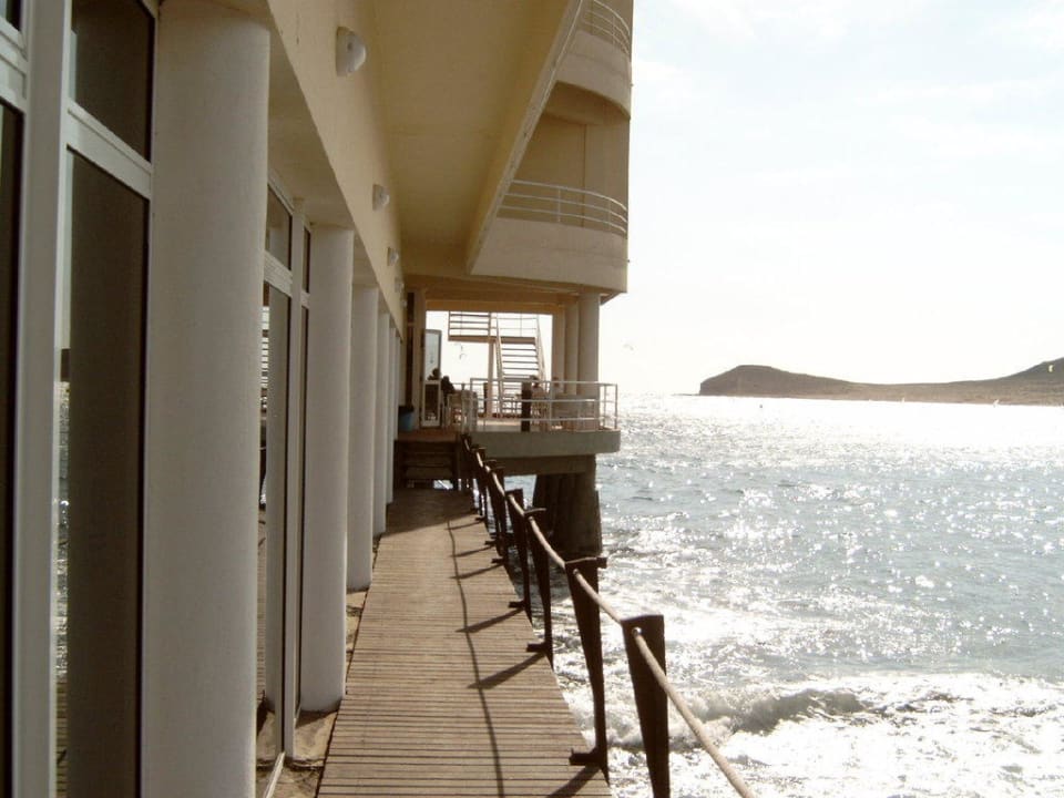 Aussengang zur Terrasse Hotel Medano