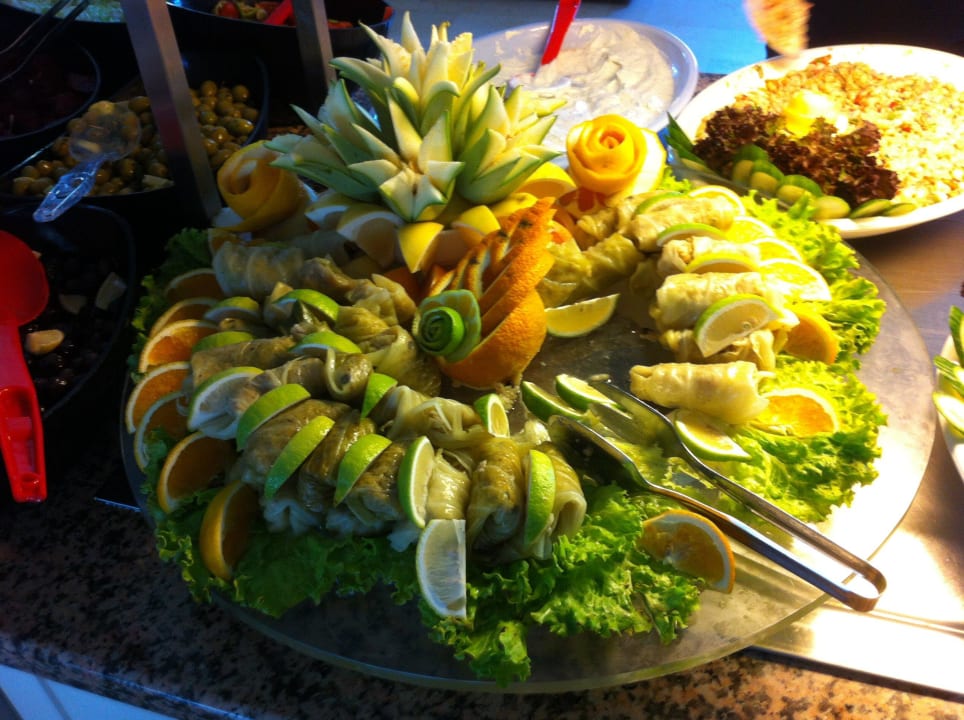 Leckere Platten Hotel Royal Garden Beach