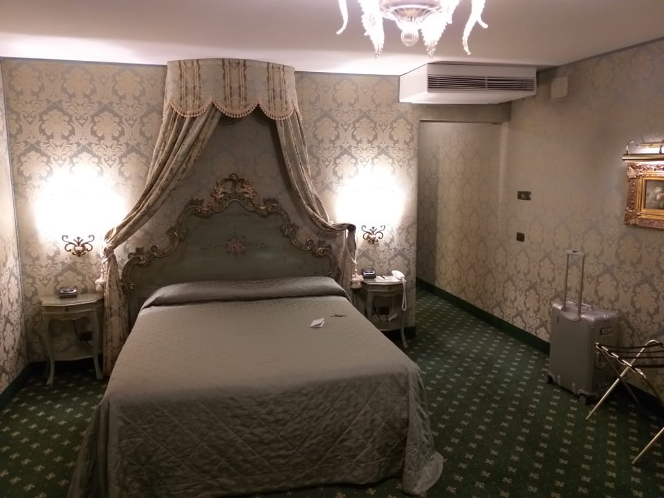 Zimmer Hotel Rialto