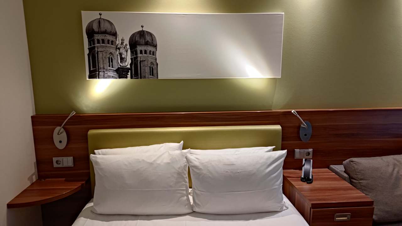 Zimmer Hampton by Hilton Munich City West
