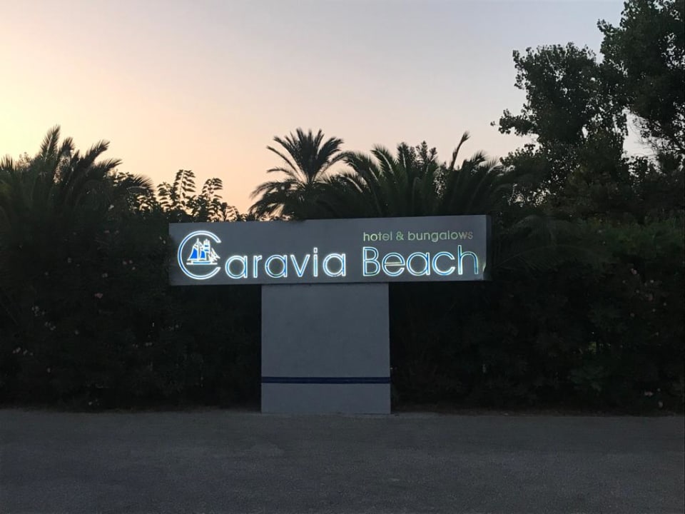 Außenansicht Caravia Beach Hotel