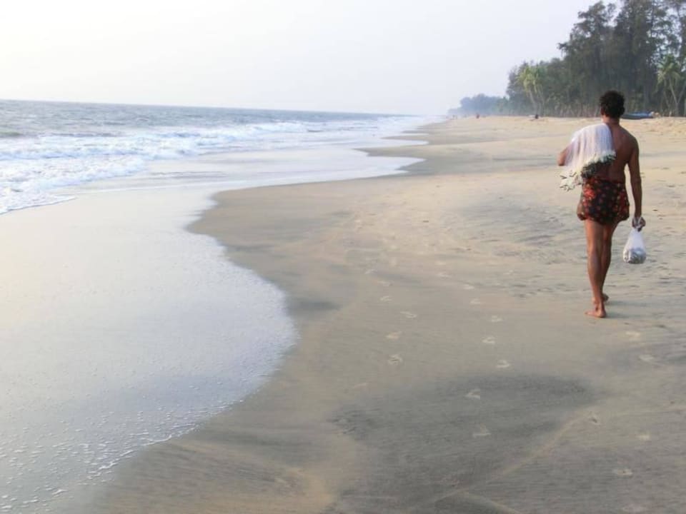 Kilometerlanger Strand Meiveda Ayurveda Beach Resort