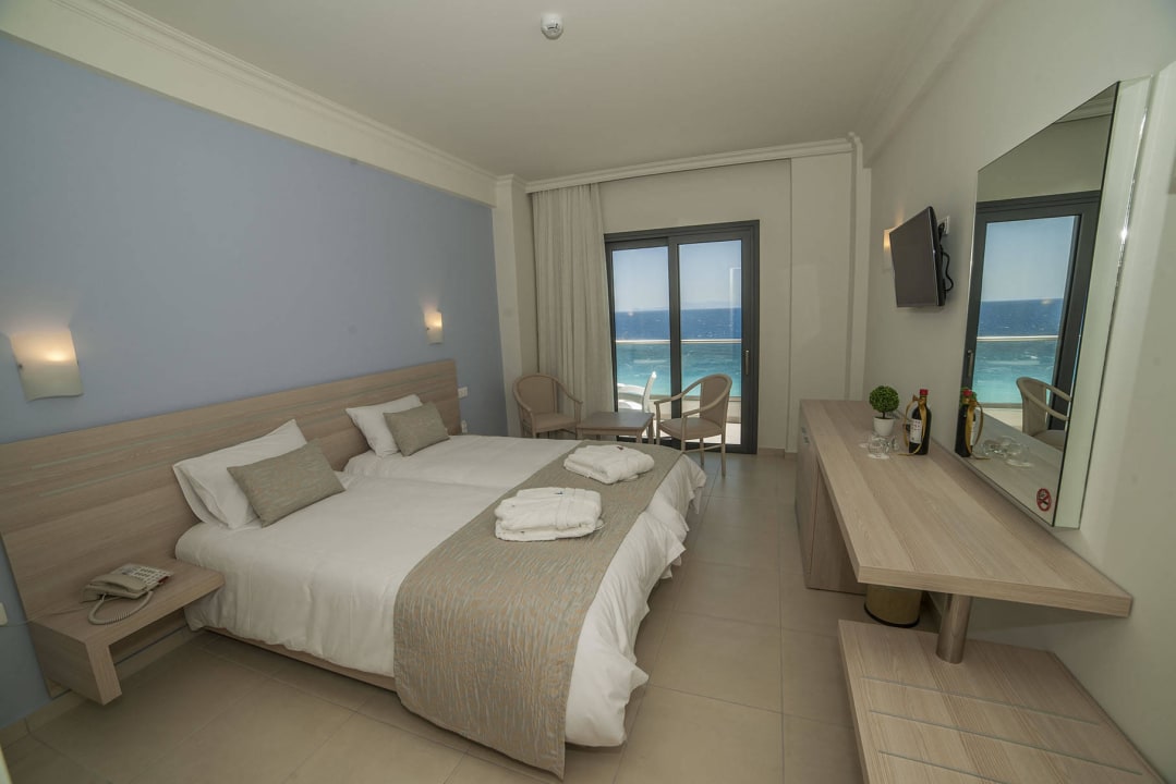 Superior Room 01 Rhodos Horizon Resort