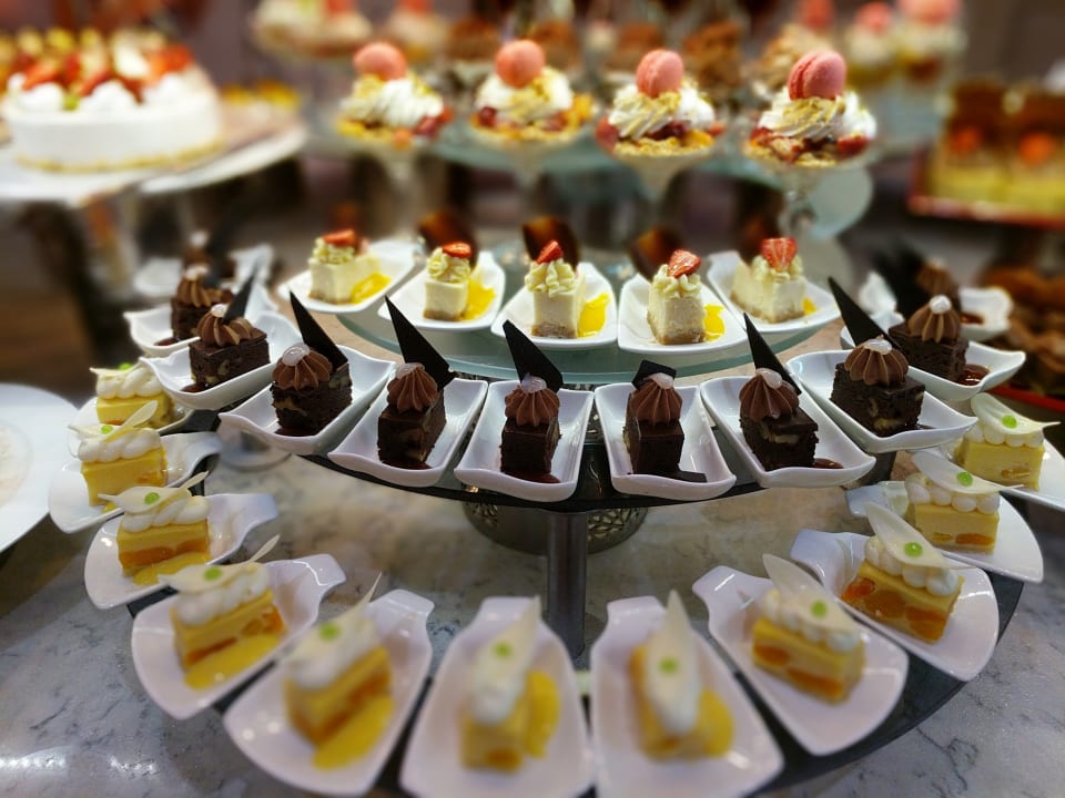 Restaurant Acanthus Cennet Barut Collection