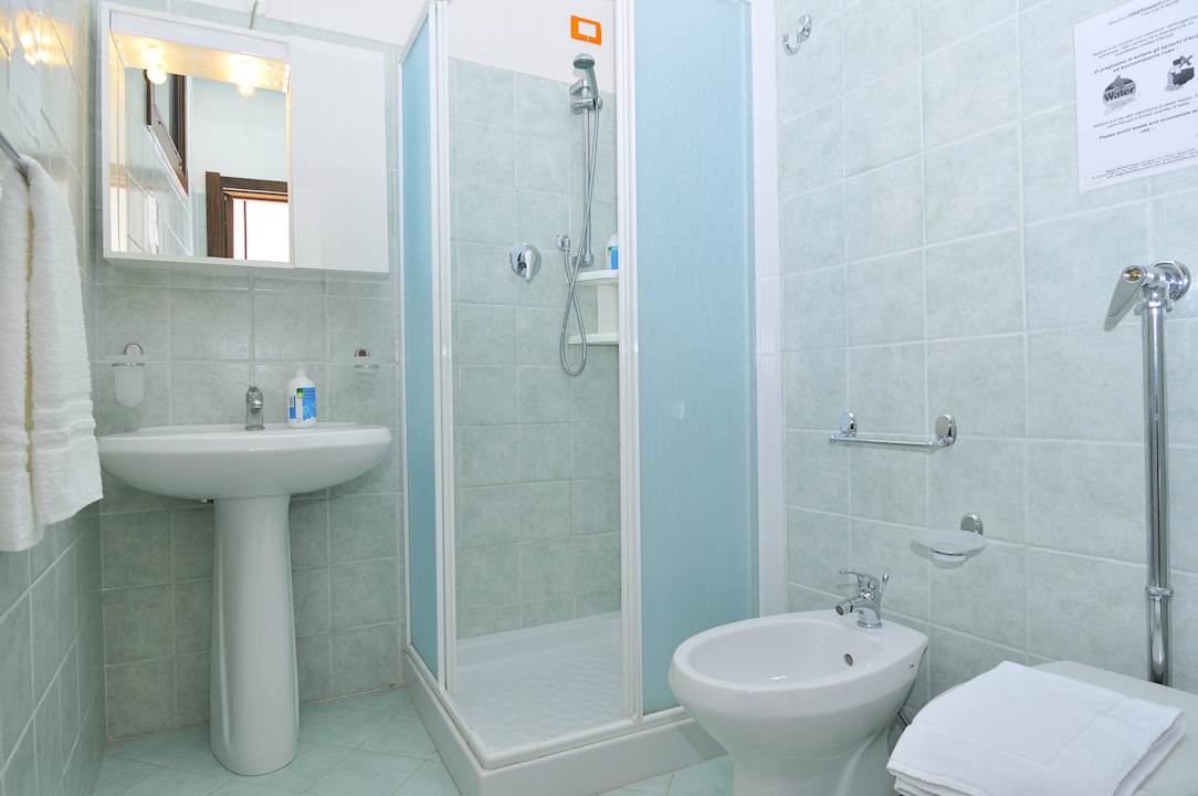 Bathroom Modica Old Town Rooms