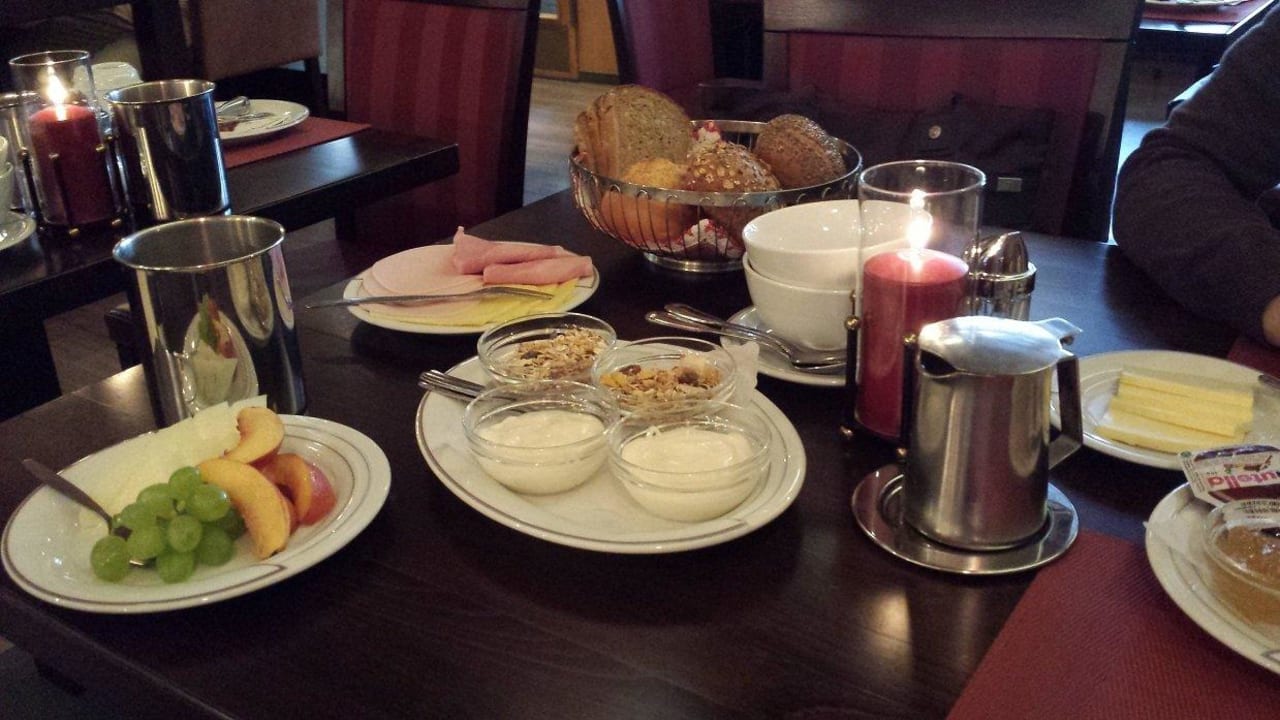 Top Frühstück Hotel Gast-und Weinhaus Burkard