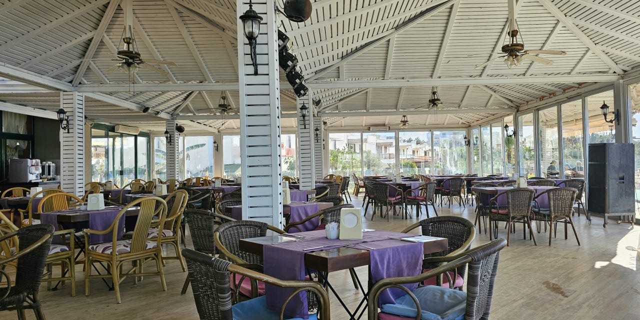 Gastro Aska Hotel Just in Beach
