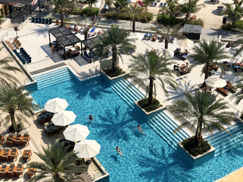 Pool DoubleTree by Hilton Resort & Spa Marjan Island