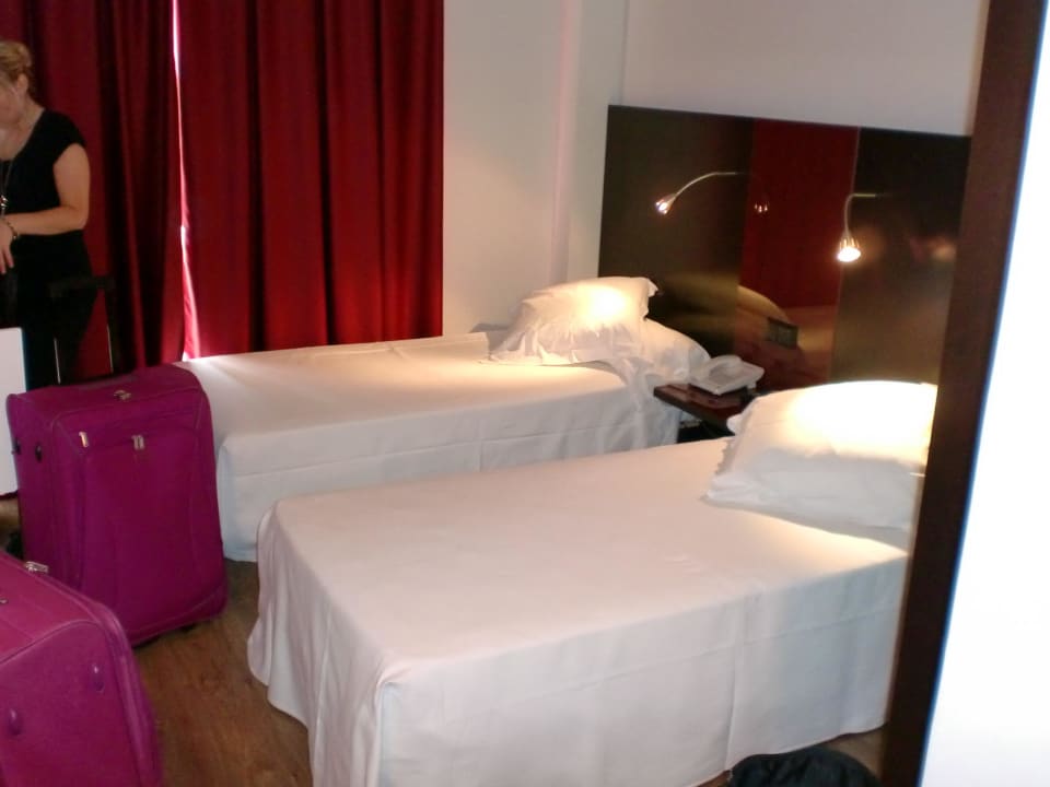 Bequeme Betten und saubere Zimmer Hotel Sant Antoni