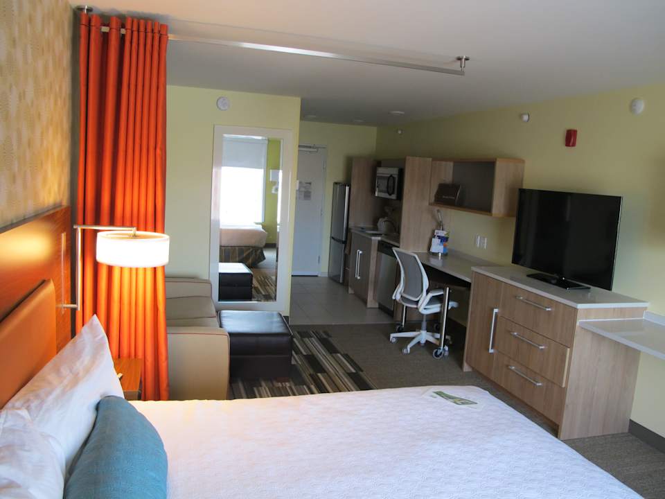 Zimmer Home2 Suites by Hilton Rapid City