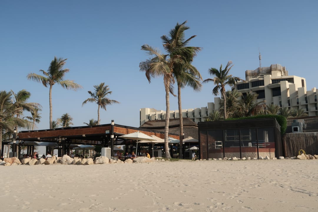 Außenansicht JA Beach Hotel