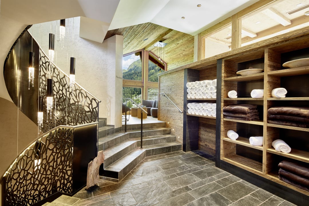 Sport & Freizeit Hotel Berghof Crystal SPA & Sports Hintertux