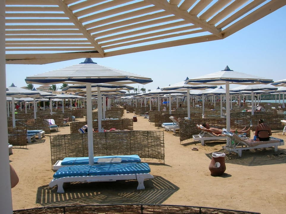 Liegenbereich Pickalbatros Dana Beach Resort - Hurghada