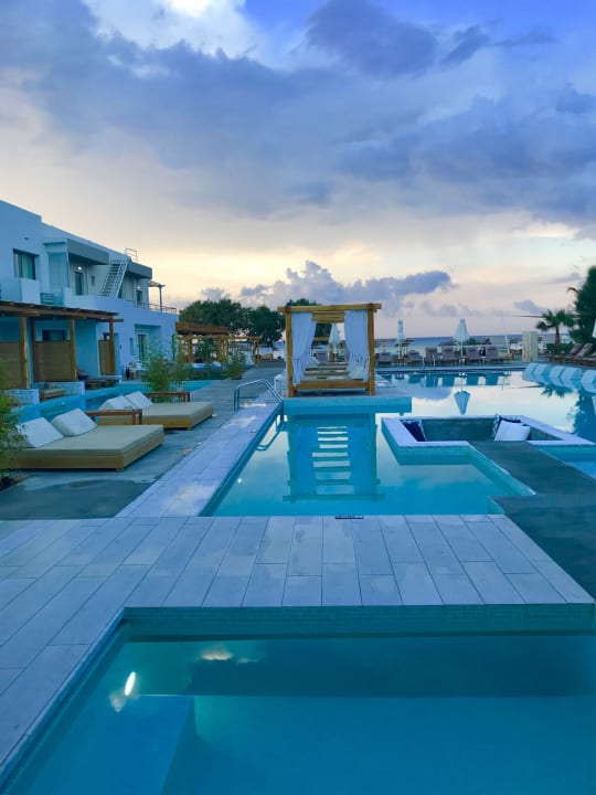 Gastro Paralos Lifestyle Beach