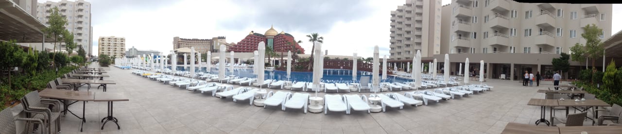 Zwembad Grand Park Lara Hotel