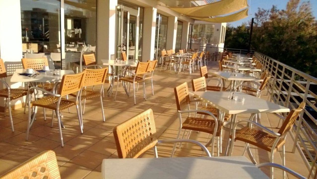 Tolle Aussenterrasse zum Speisen Hotel Na Forana