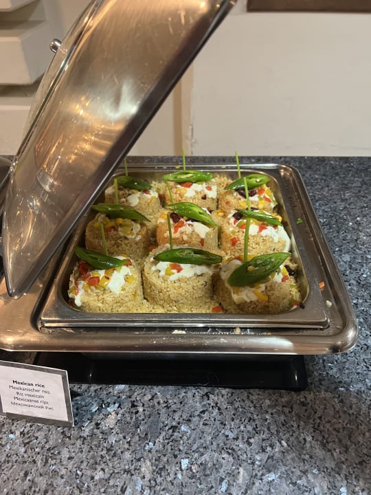 Gastro Kaisol Romance Resort