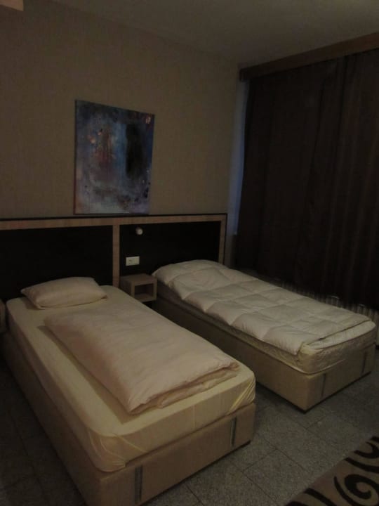 Zimmer City Hotel Irodion