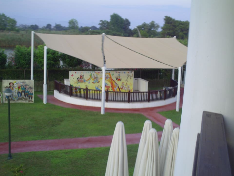 Restaurantblick auf das Kinderland Marvida Family Eco