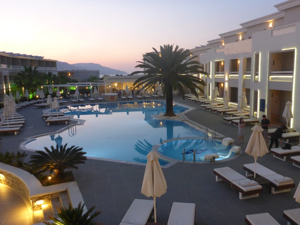 Pool Mythos Palace Resort & Spa