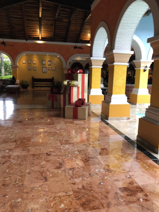 Lobby Iberostar Waves Paraiso Beach