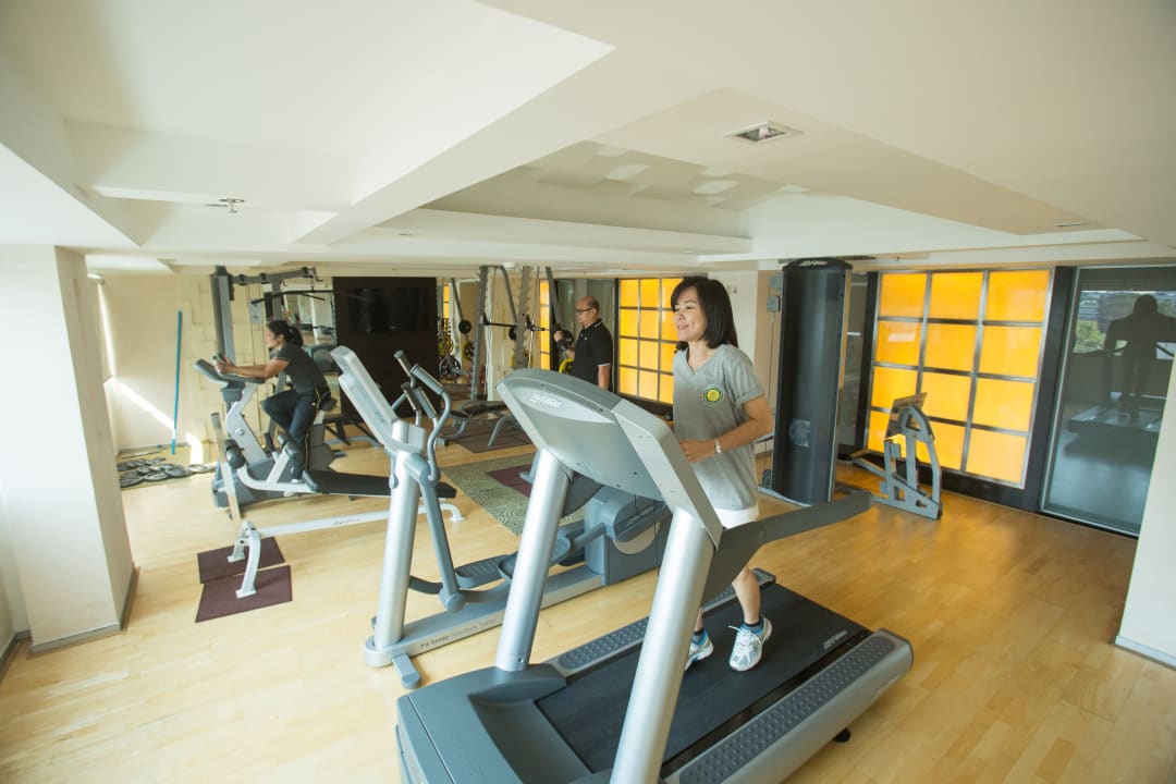 Sport & Freizeit Ramada Plaza by Wyndham Bangkok Menam Riverside