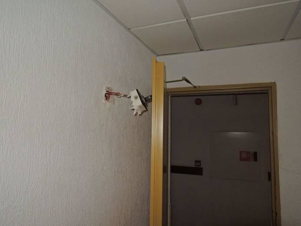 Tür vom Treppenhaus Landmar Playa La Arena