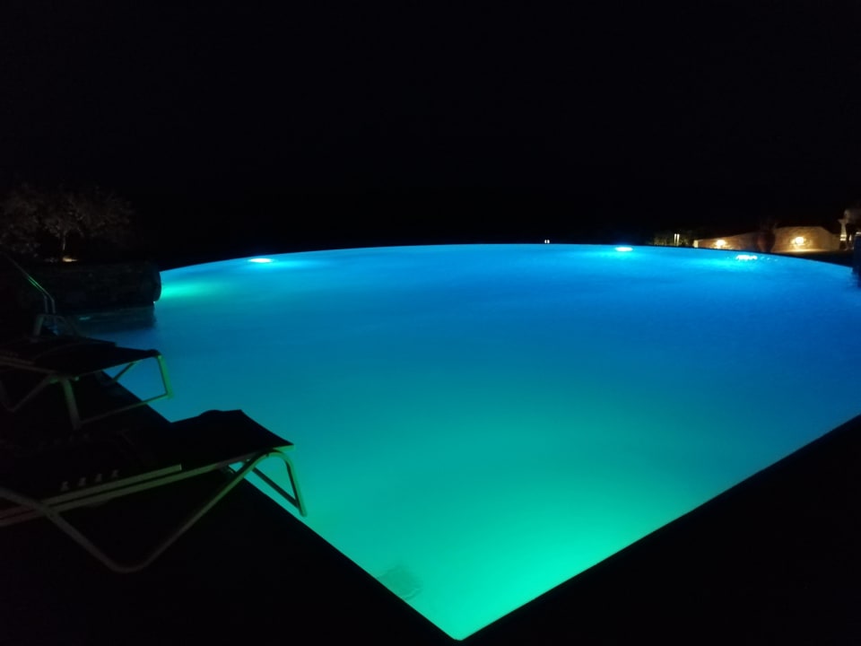 Pool Kakkos Beach Hotel